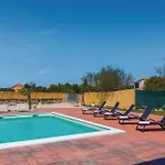 Four-bedroom In Prázdninový dům *