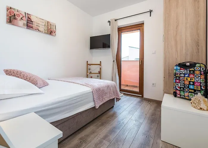 Four-bedroom In Ferienhaus Bilice