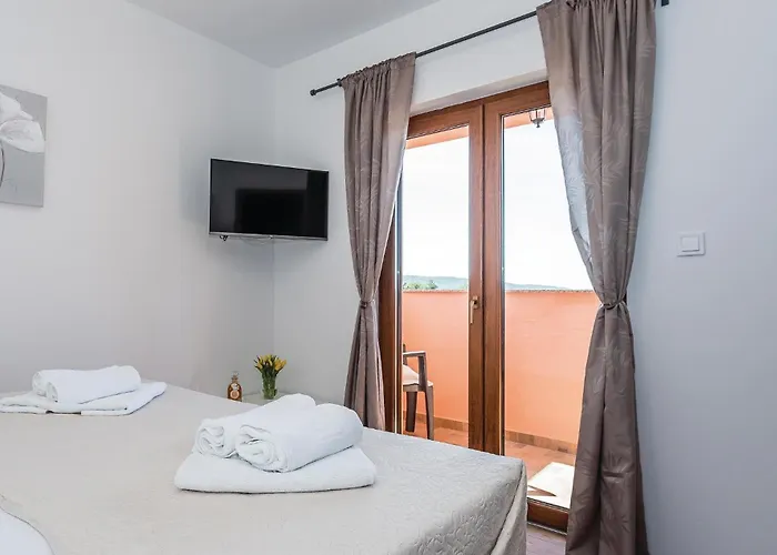 Four-bedroom In Holiday home *